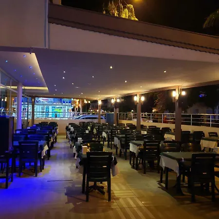 Hotel Diana *